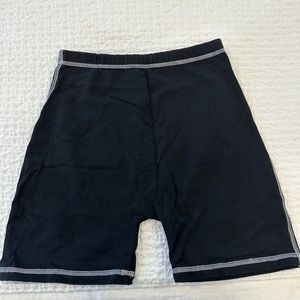 brandy melville biker shorts never worn